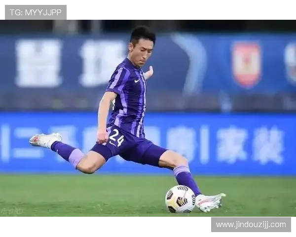 天津津门虎足球球星卡系列展现球员风采助力足球文化传播